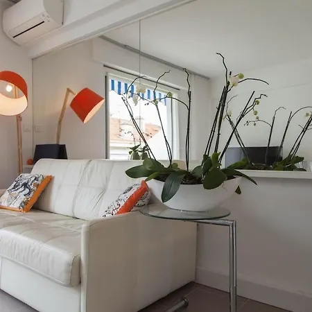 New Light And Cosy * Cannes