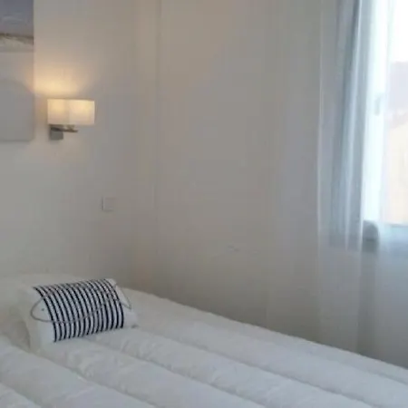 New Light And Cosy * Cannes